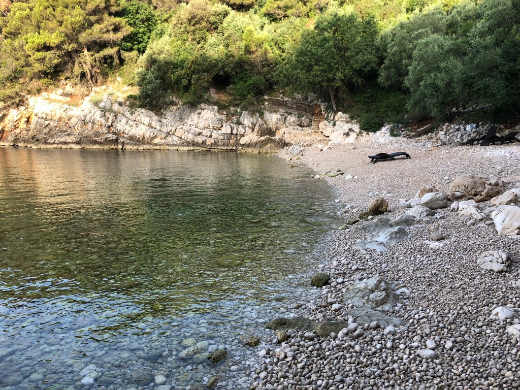 zapomenutá pláž Rabac 